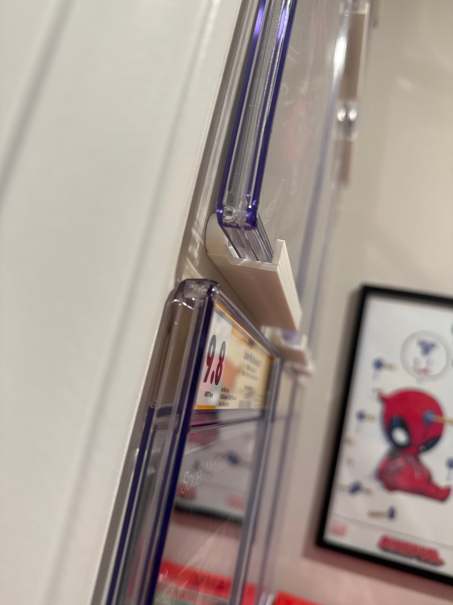 Comic Book Slab Wall Mount